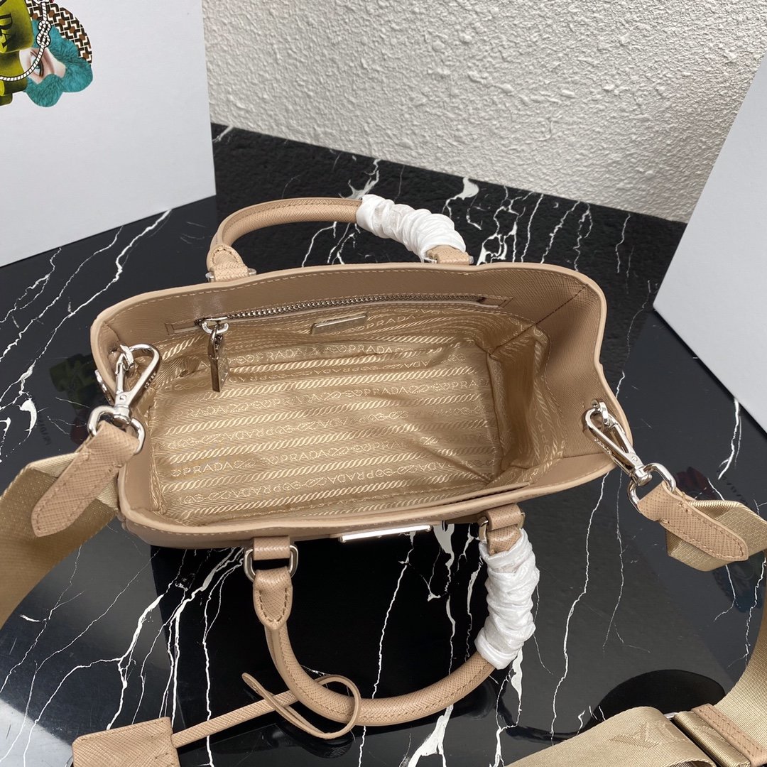 Pra*a Saffiano Leather Bag 1BA296 23cm 006