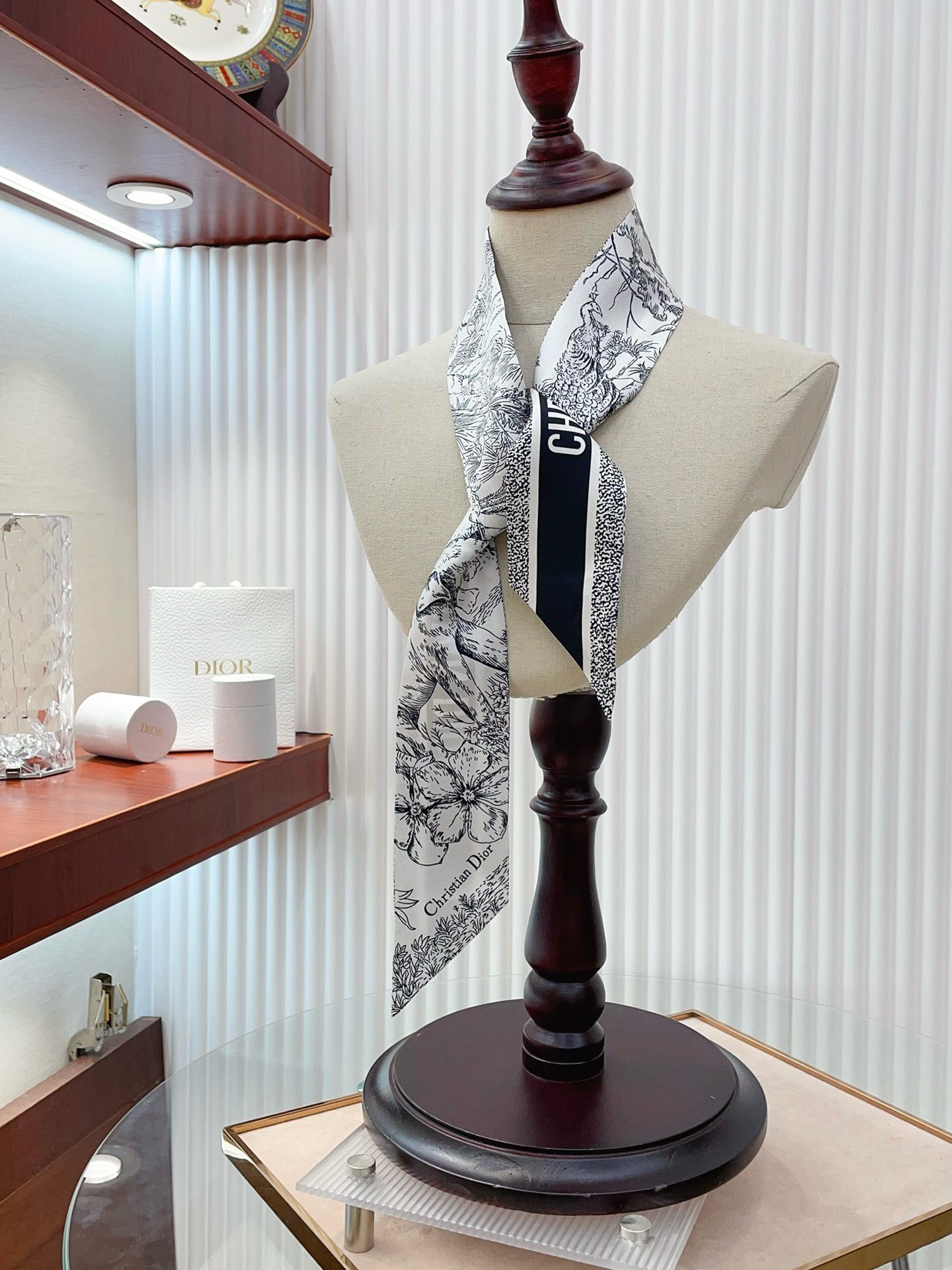 Bagsaaa D10r Toile de Jouy Sauvage Mitzah Scarf Black - 6 x 105 cm