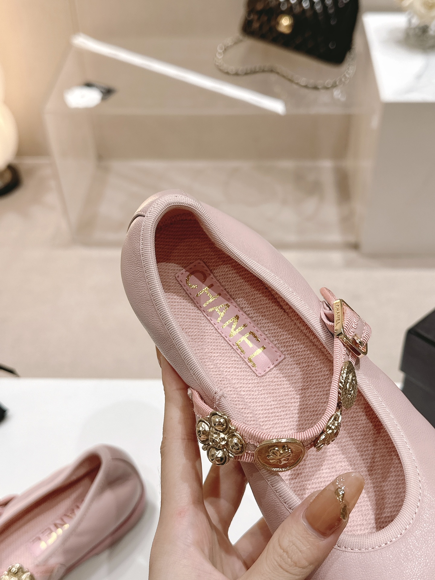 Bagsaaa Ch**el Mary Janes G45778 Pink