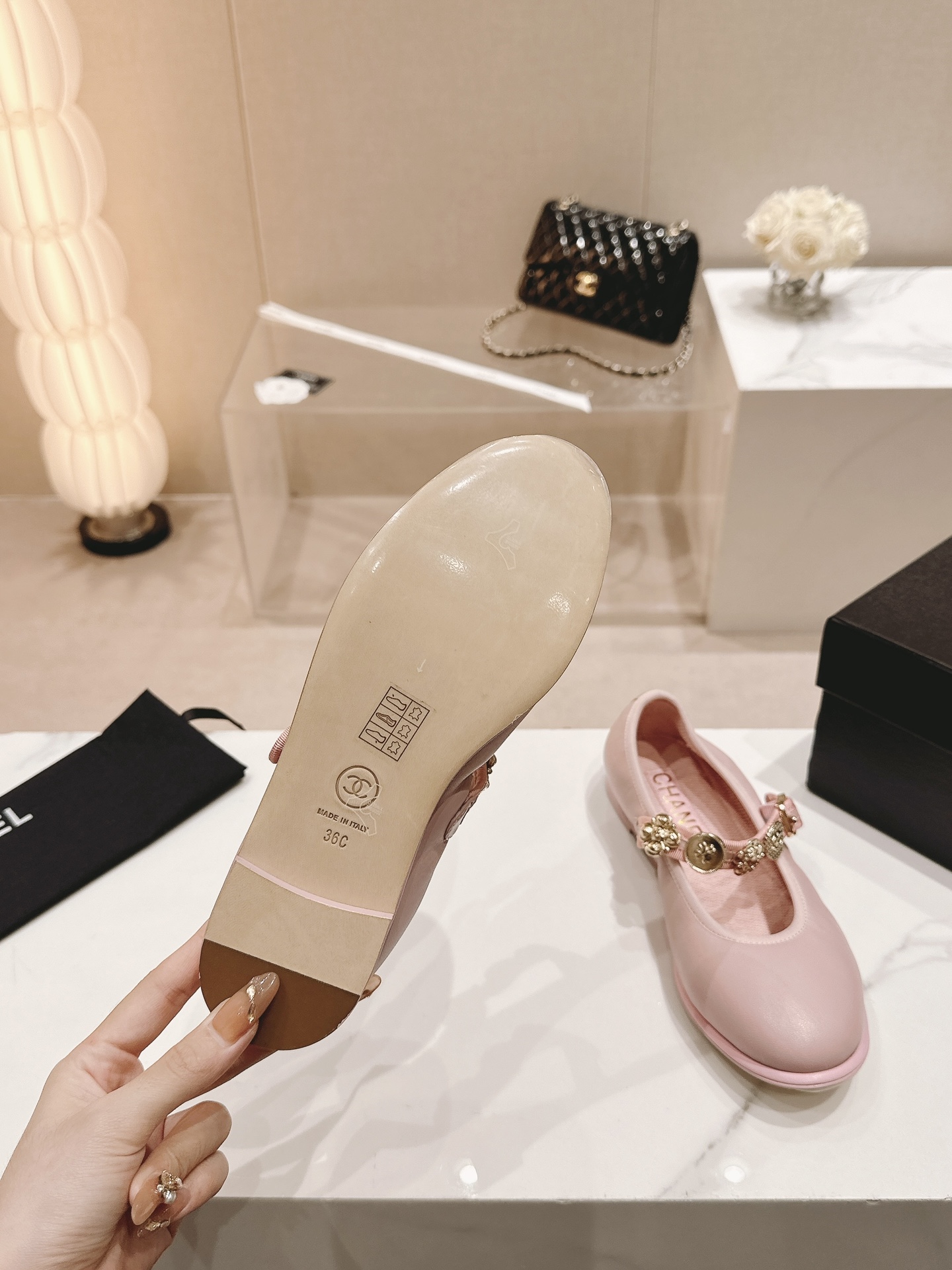 Bagsaaa Ch**el Mary Janes G45778 Pink